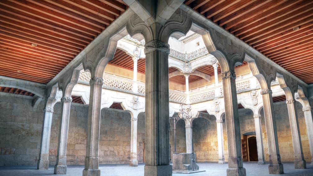 salamanca-casa-de-las-conchas