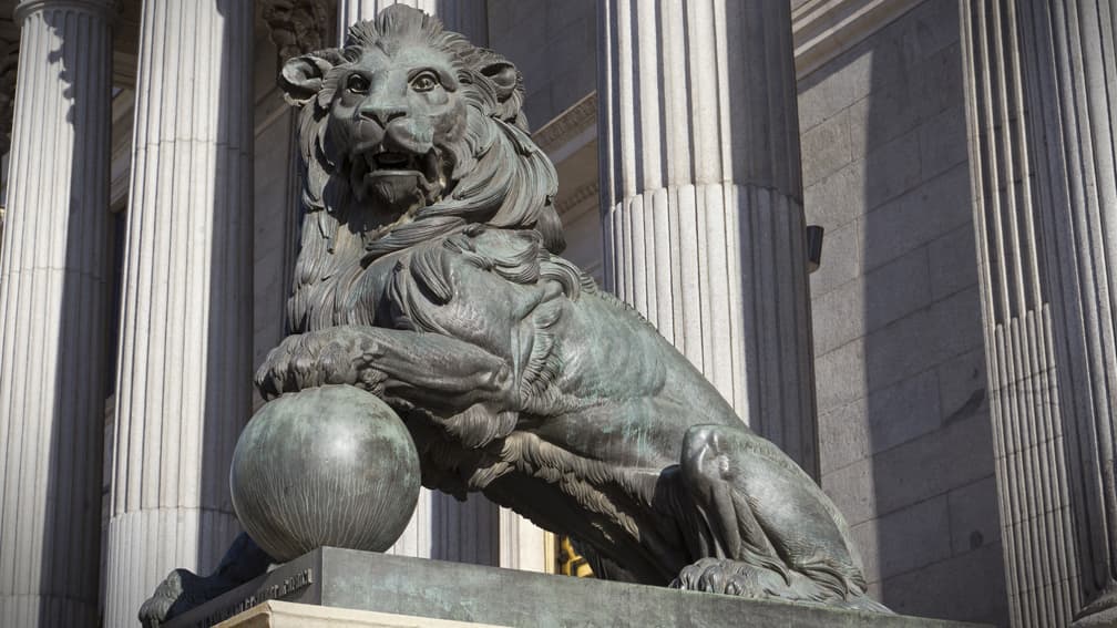 madrid-palacio-de-las-cortes