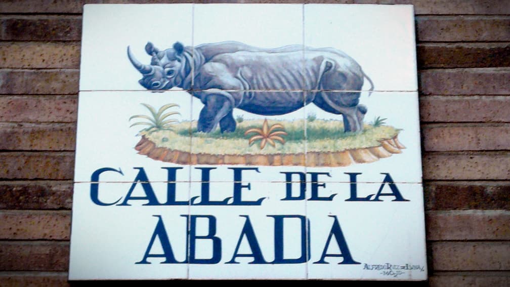 madrid-plaza-del-carmen-y-calle-de-la-abada